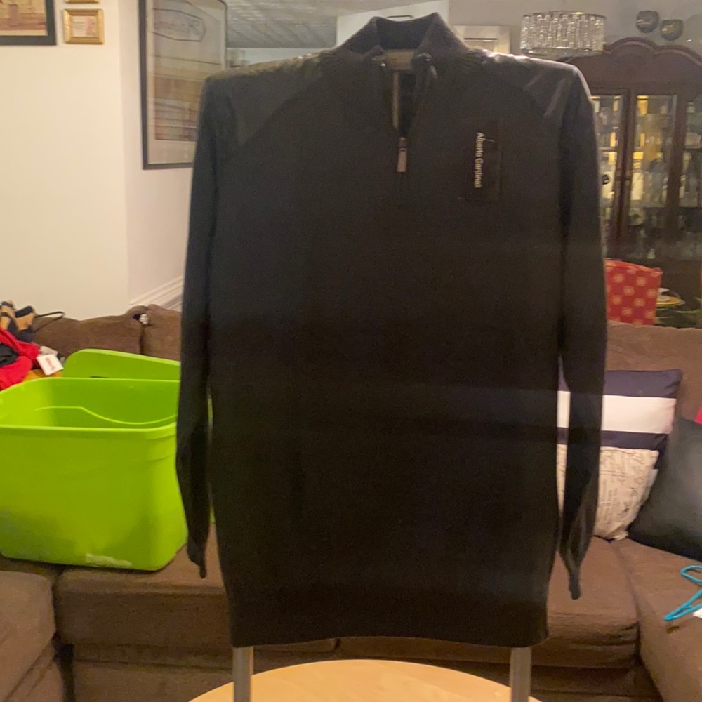 Alberto Cardinali sweater (Cel)